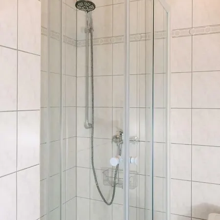 Apartment New Studio Old Building Vibrant Lindenau Wifi Tv